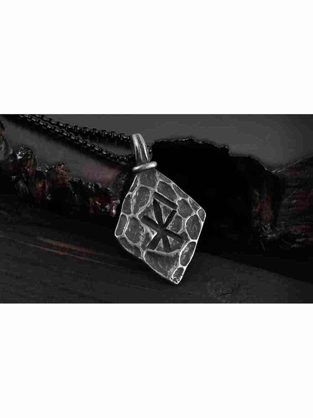 Collar Punta De Lanza Vikinga Assassin's Creed