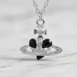 Collar Corazon Saturno Negro Nana Vivienne Wetswood